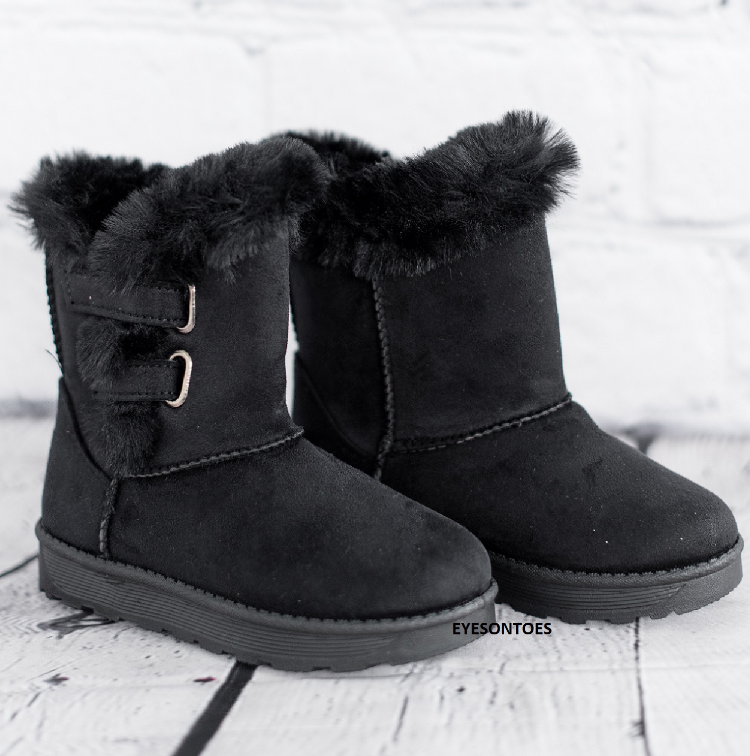 Girls Winter Fur Boots with Bow Detail – Maroon main image 1